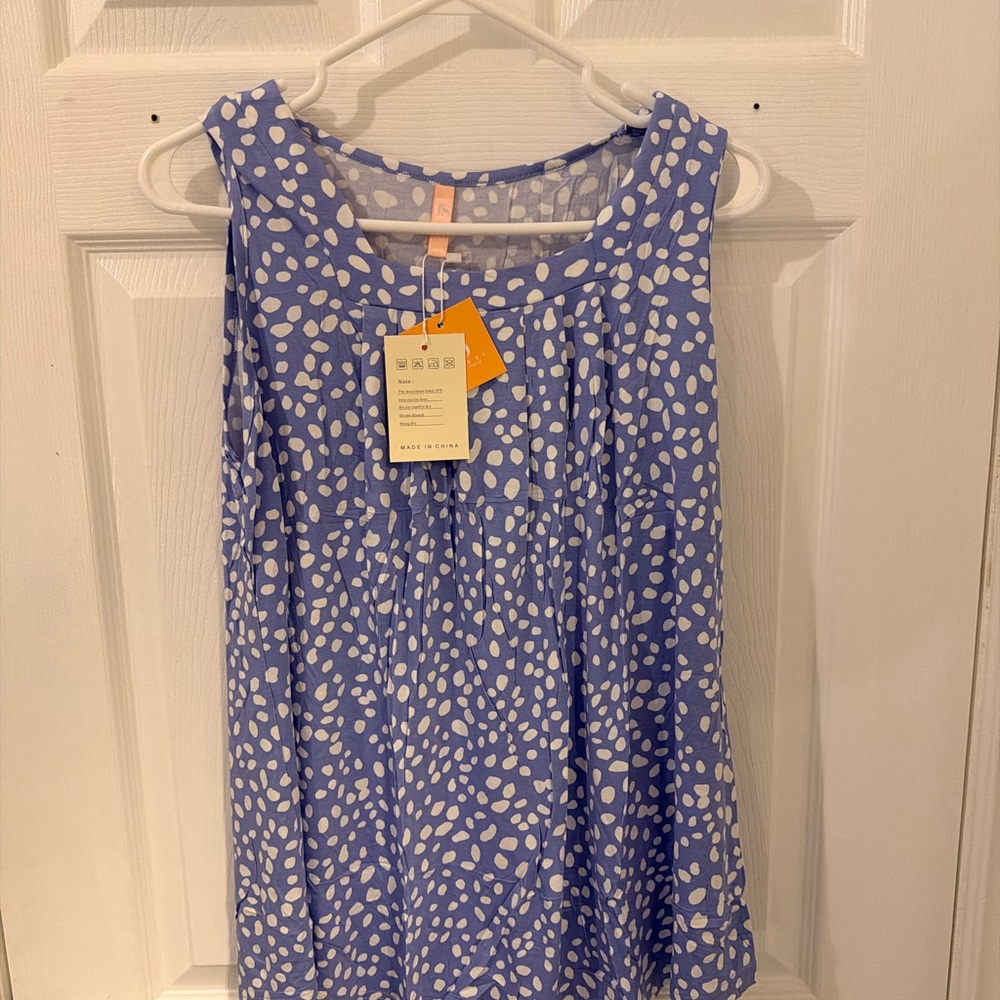 Blue and White Polka dot top